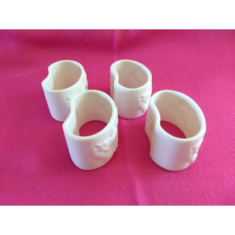 Gorham Bone China Napkin‎ Rings Linen Flowers Lily Set of 4 Vintage Minimalist